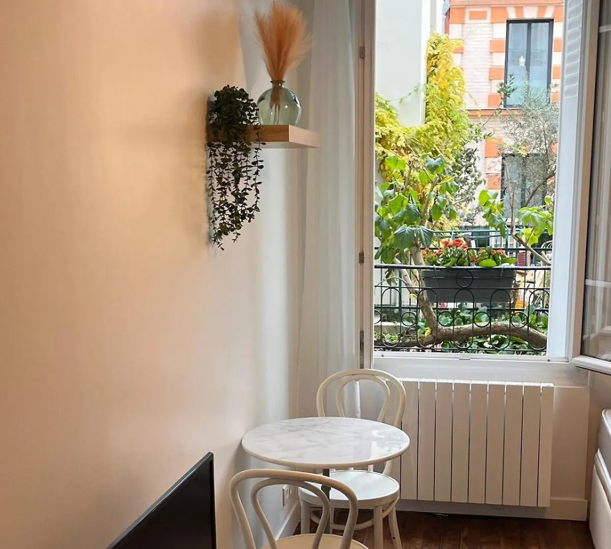 Διαμέρισμα Bright Studio On Garden Παρίσι